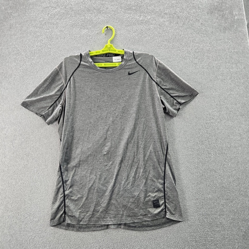 Nike Pro Men Shirt L Gray Dri-Fit Activewear Gorpcore Logo Short Sleeve READ